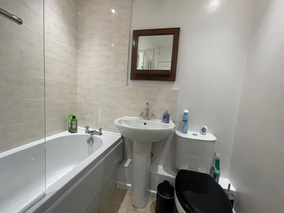 Modern 1 Bed Ground Floor Apartment Dartford Exteriör bild